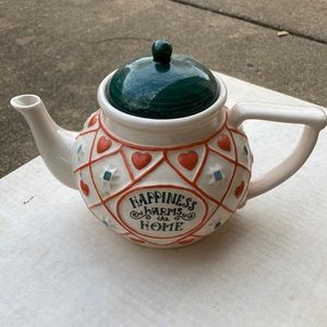 Teafor2 “Happiness Warms the Home” Heart Pattern Ceramic Teapot with Green Lid